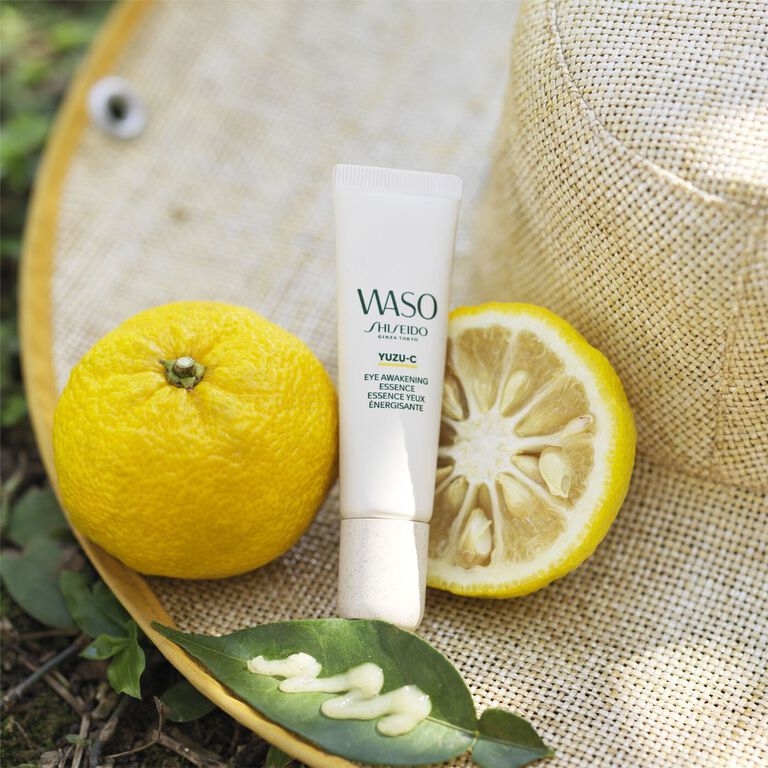 YUZU-C Eye Awakening Essence, 