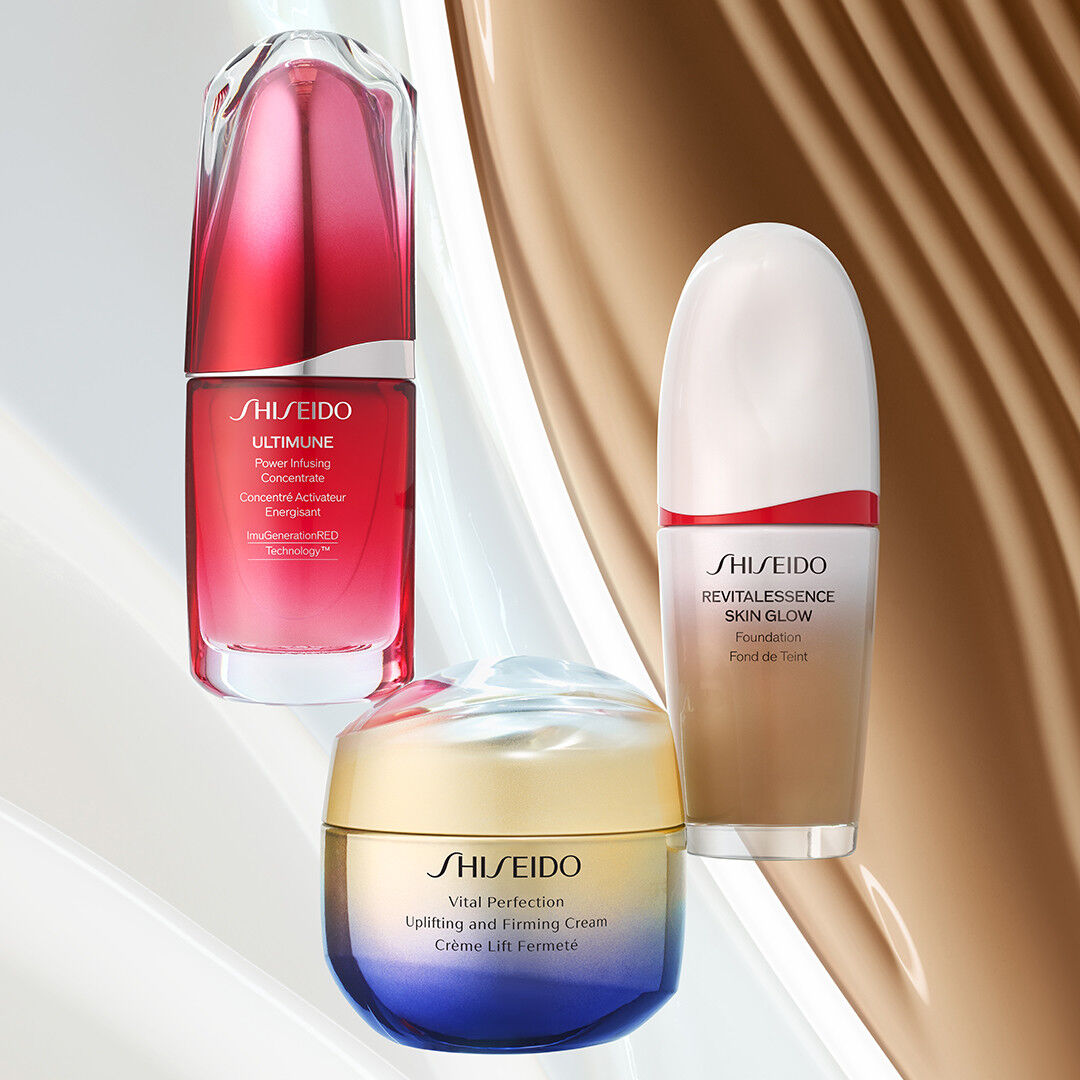 Shiseido | REVITALESSENCE SKIN GLOW Foundation SPF 30
