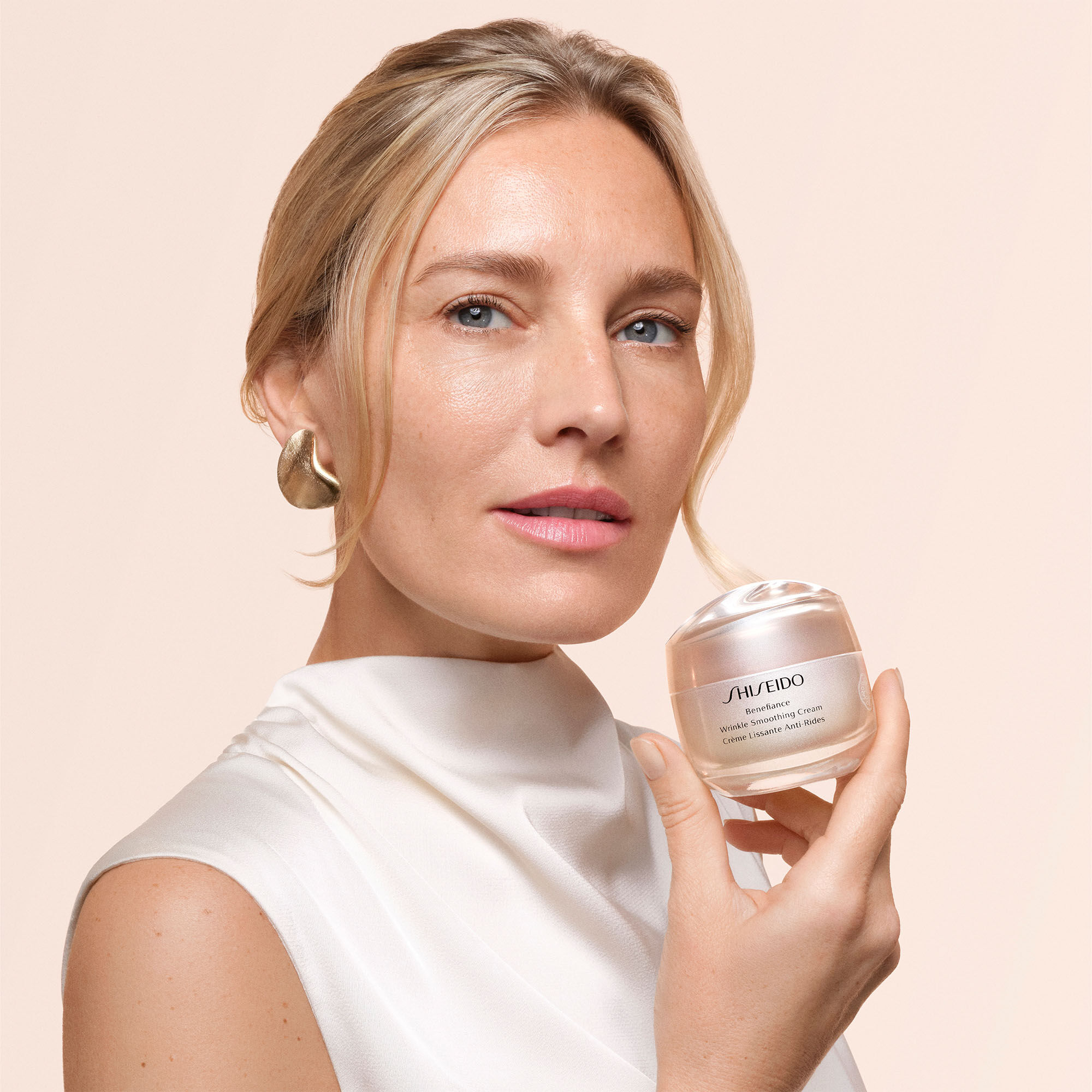 Wrinkle Smoothing Cream with Hydration | SHISEIDO