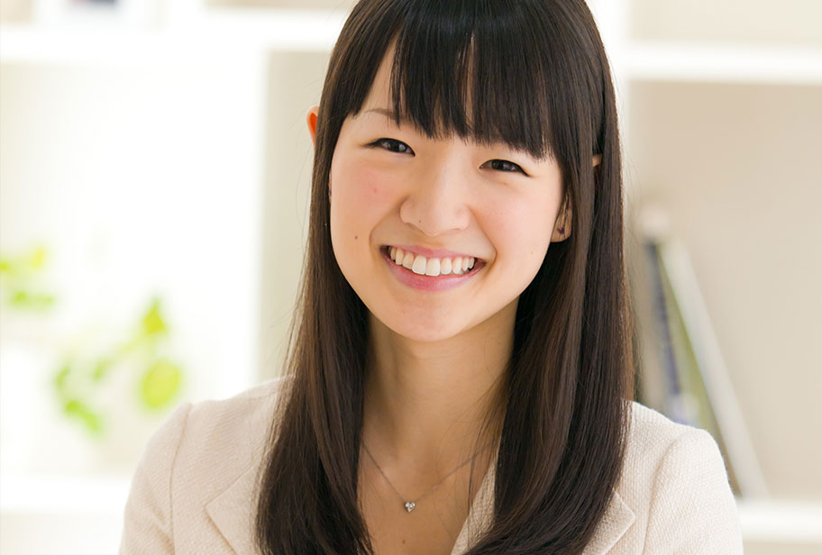 Marie Kondo: Tips to Declutter Life, Travel Light & Be Truly Happy