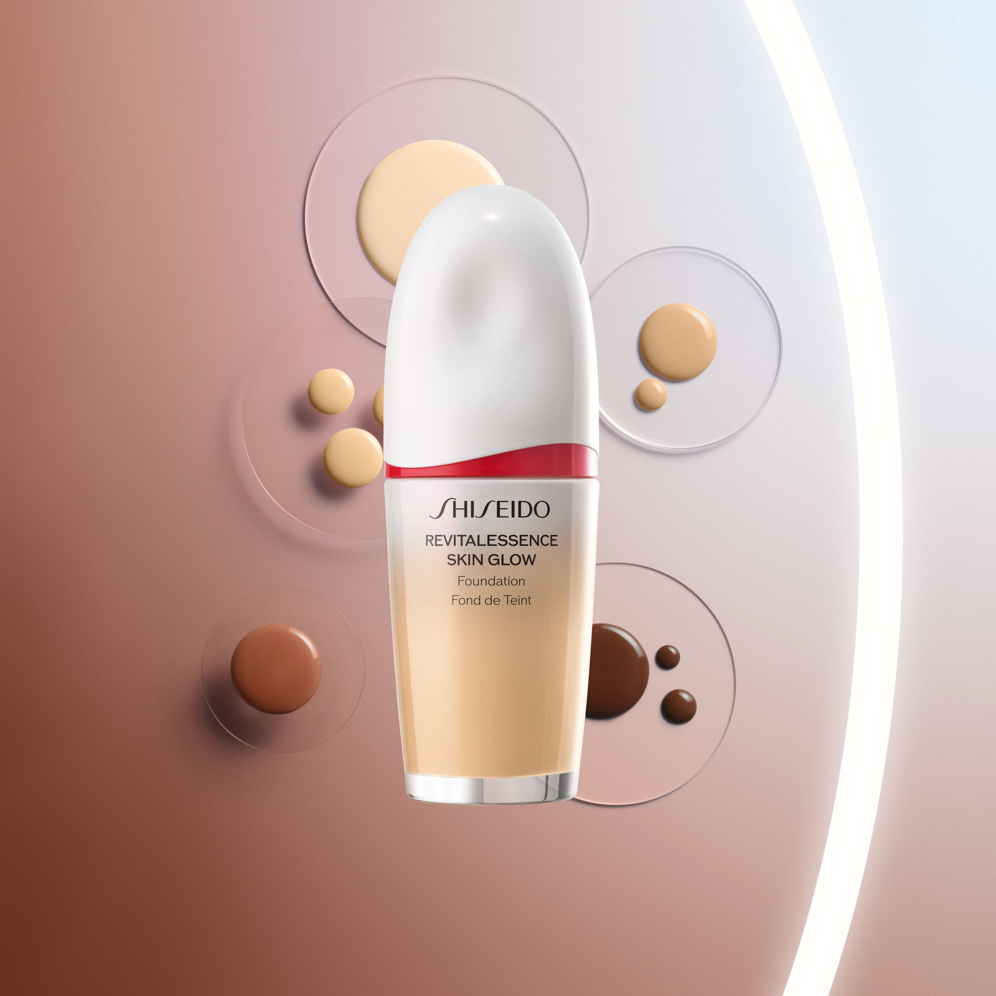 REVITALESSENCE SKIN GLOW Foundation SPF 30, 110